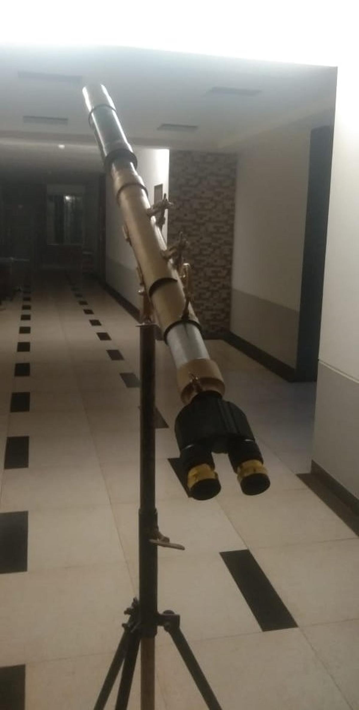 MIT’s Raghunath Manohar comes out with Binoviewer Telescope The Hindu